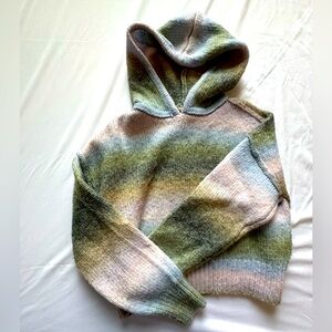 ULTRA FLIRT // CROPPED TIE DIE HOODIE // SIZE M